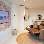 House Bonna - Free Parking & Bikes Appartement *